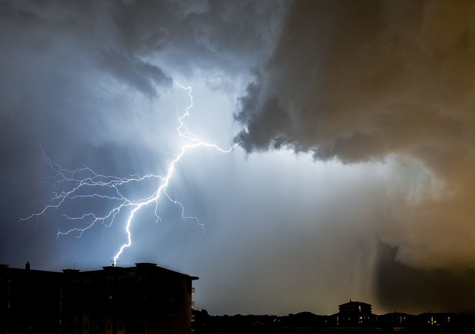Attenzione ai temporali: le allerte e la situazione in diretta