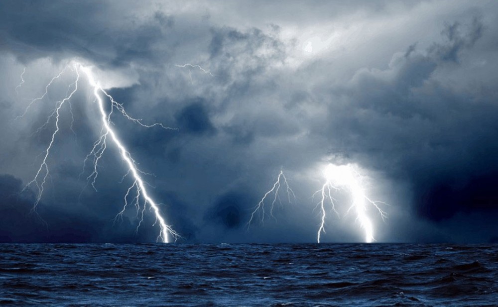 Le regioni del centro-nord si troveranno a fare i conti con una nuova intensa fase di maltempo, con piogge abbondanti, nubifragi, temporali, venti forti e mareggiate.